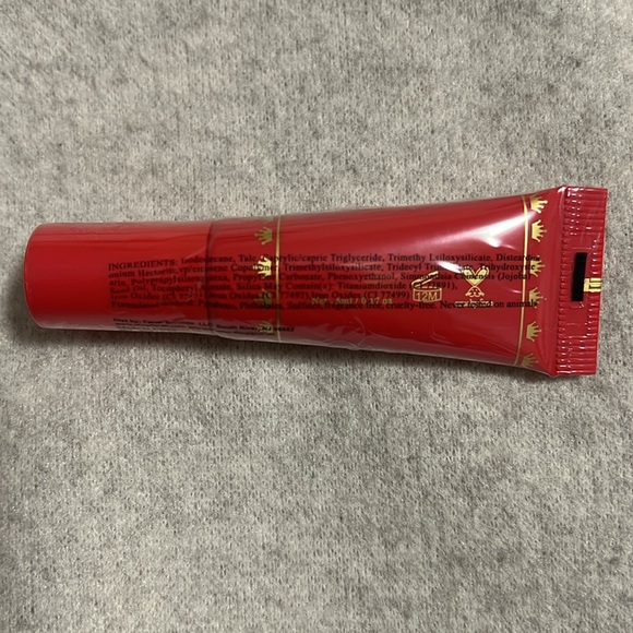 5/$25 item Farah’s eyeshadow primer - Picture 2 of 2